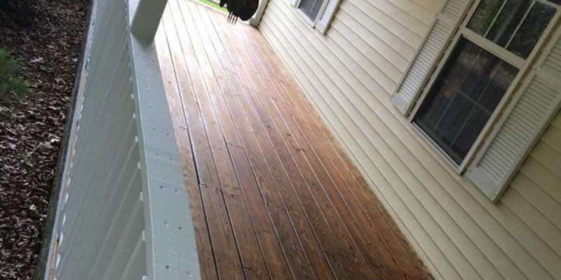 Decks in Columbia, Tennessee